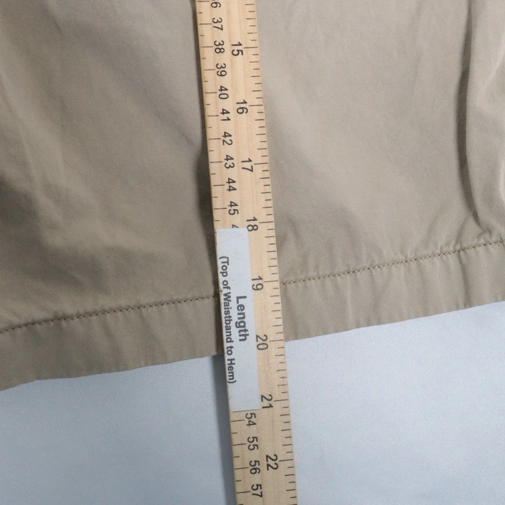Uniqlo Shorts Mens L Beige Chino 33-36" Waist Flat Front Cotton Pockets Belted - Picture 5 of 7